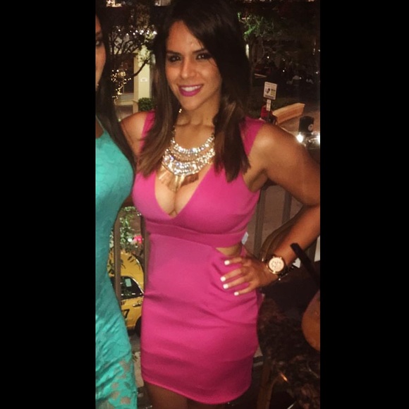 Pink dress - Picture 2 of 2